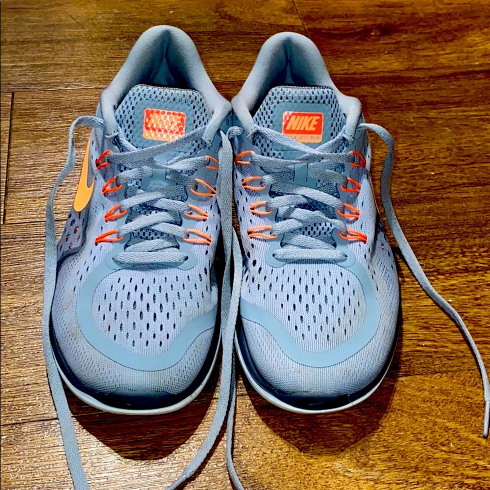 Nike Flex- tennis shoes